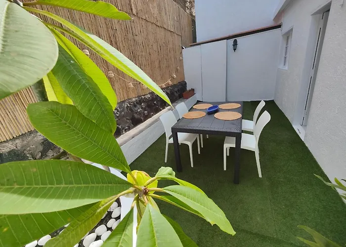 Casa Uwe, El Remo Apartman *