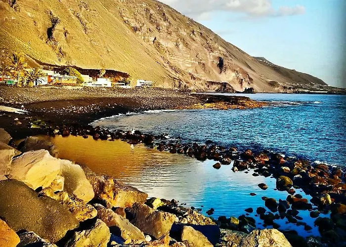 Casa Uwe, El Remo Apartman *